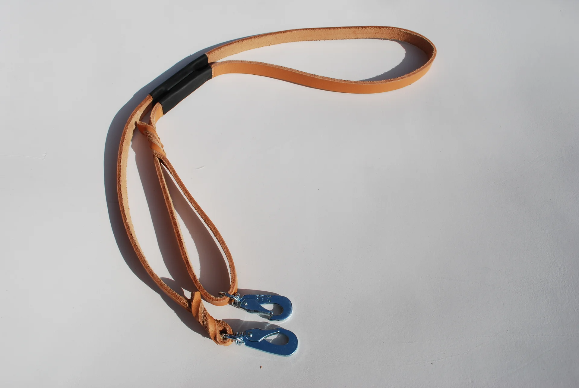 Kombikoppel Läder Magnet